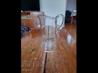 Παλιά γυάλινη κανάτα, κανάτα