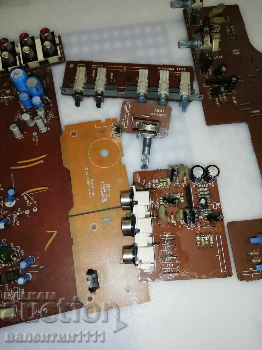 Auction Scarves (Parts) Auction Scarves (Parts)