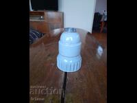 Veche fasungă de porțelan