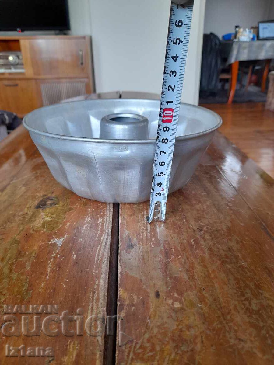 Δημοπρασία Αλουμινένια φόρμα για κέικ Δημοπρασία Αλουμινένια φόρμα για κέικ