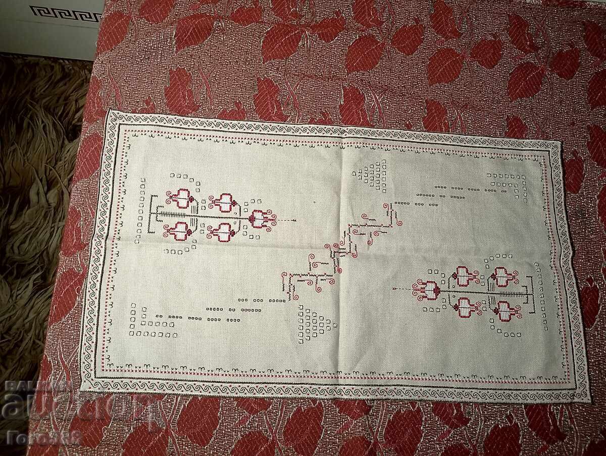 Față de masă mică 01