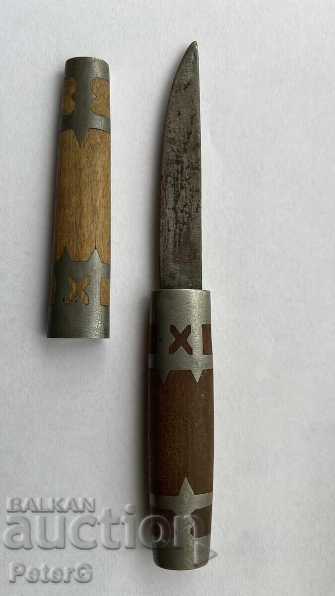 Cuțit lucrat manual, cu mâner din lemn și aplicații metalice - 5 Cuțit lucrat manual, cu mâner din lemn și aplicații metalice - 5