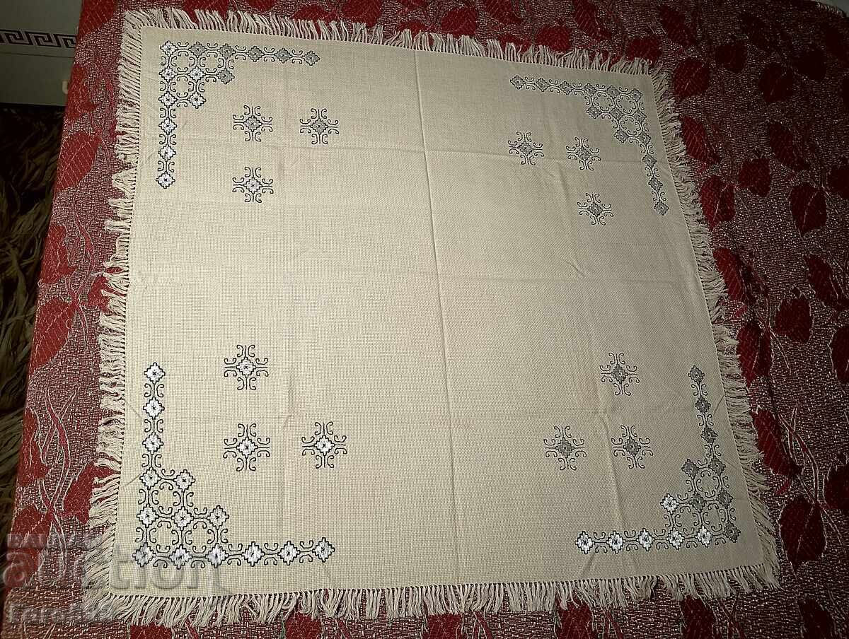 Față de masă mică 02