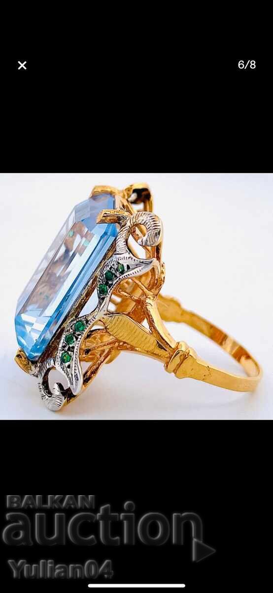 Аукцион Античен арт деко пръстен 9К злато с аквамарин ~15 ct и изумр Аукцион Античен арт деко пръстен 9К злато с аквамарин ~15 ct и изумр
