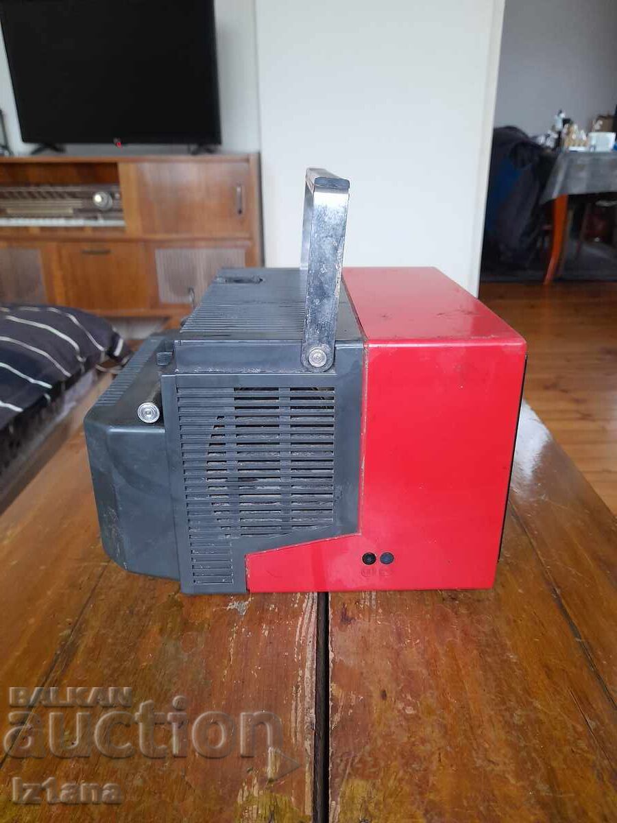 Стар телевизор Silelis-405D-1 с цена € 50.00 | 97.79 лв.