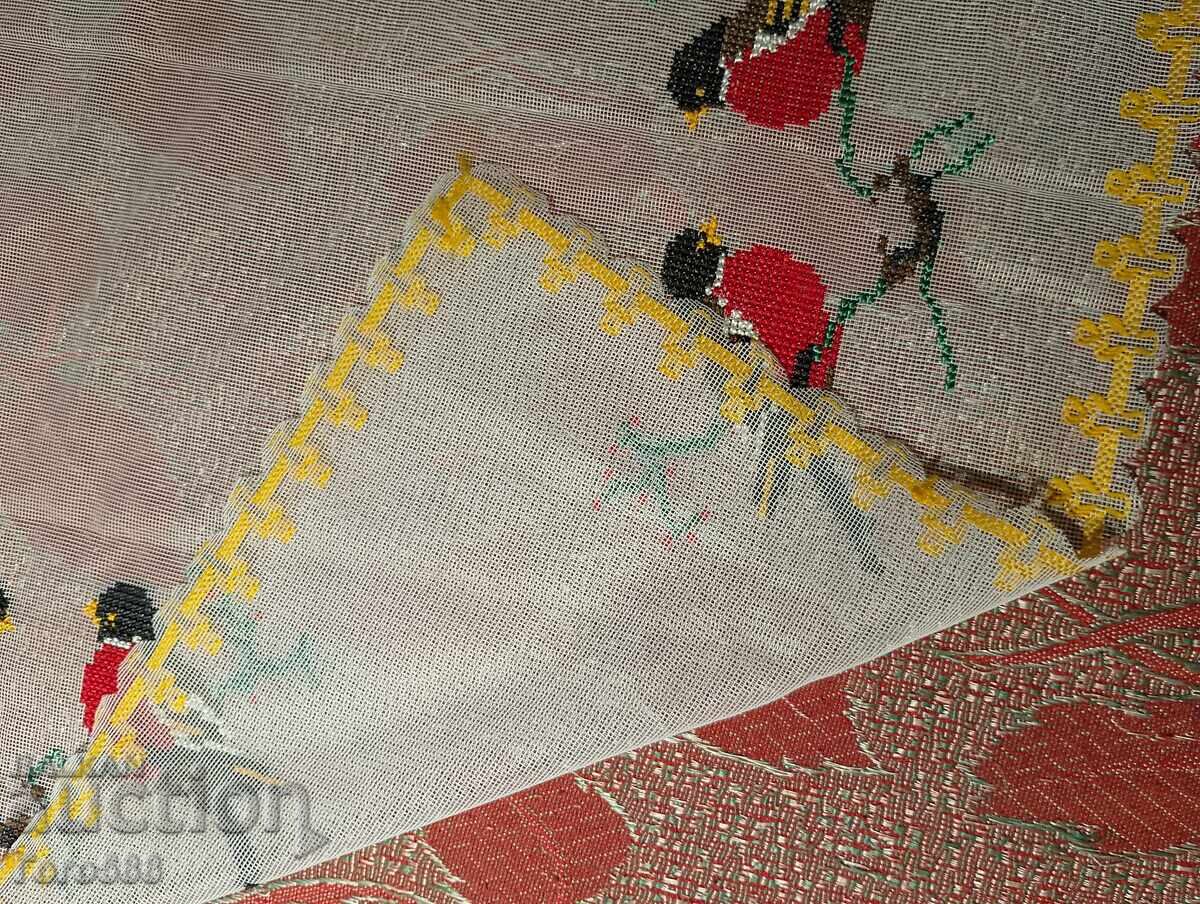 Licitație Față de masă mică 04