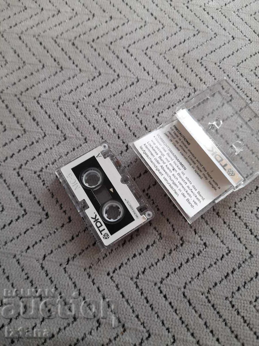 Veche micro casetă TDK cu preț € 14.00 | 27.38 BGN Veche micro casetă TDK cu preț € 14.00 | 27.38 BGN