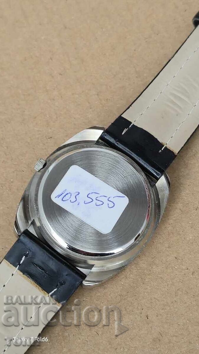 Delivery of WATCH IS RARE I DON'T KNOW IF THE BZC WORKS!!!!