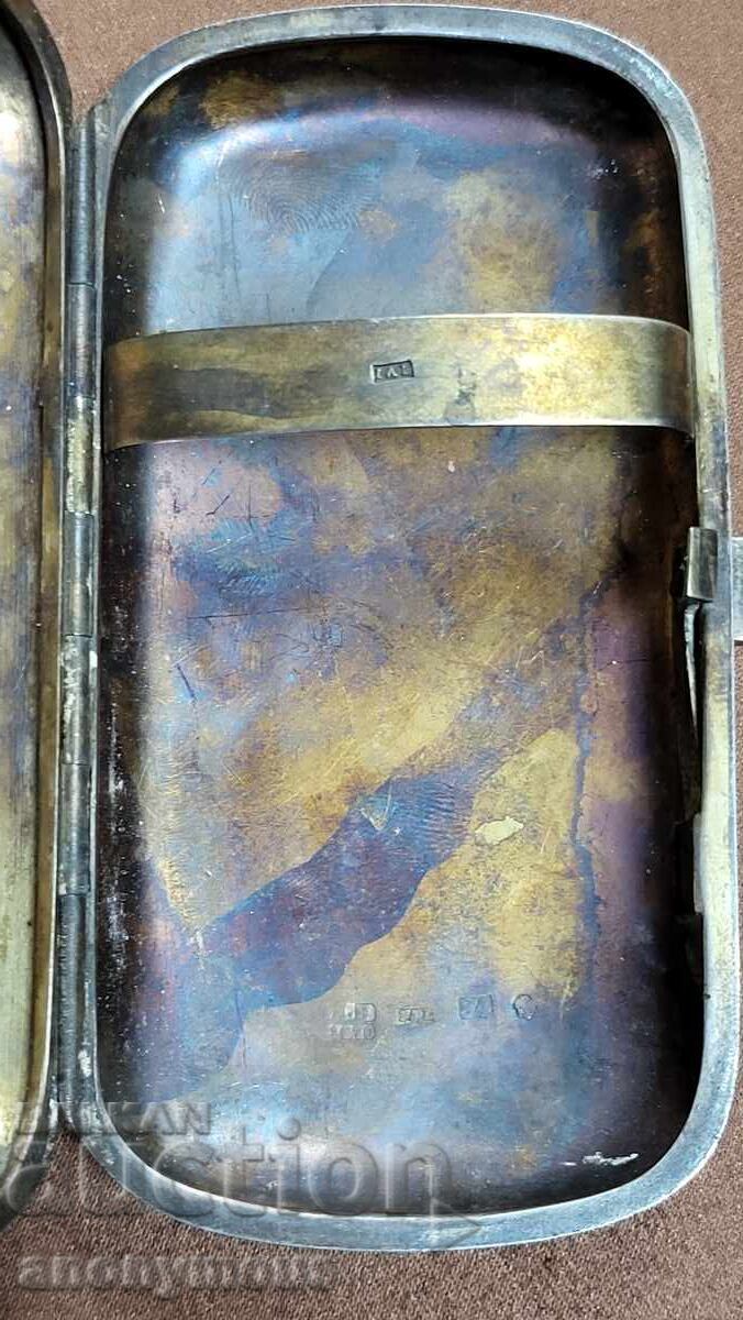 Tabacheră masivă rusească din Rusia Țaristă 1870, 137g cu preț € 1300.00 | 2542.58 BGN