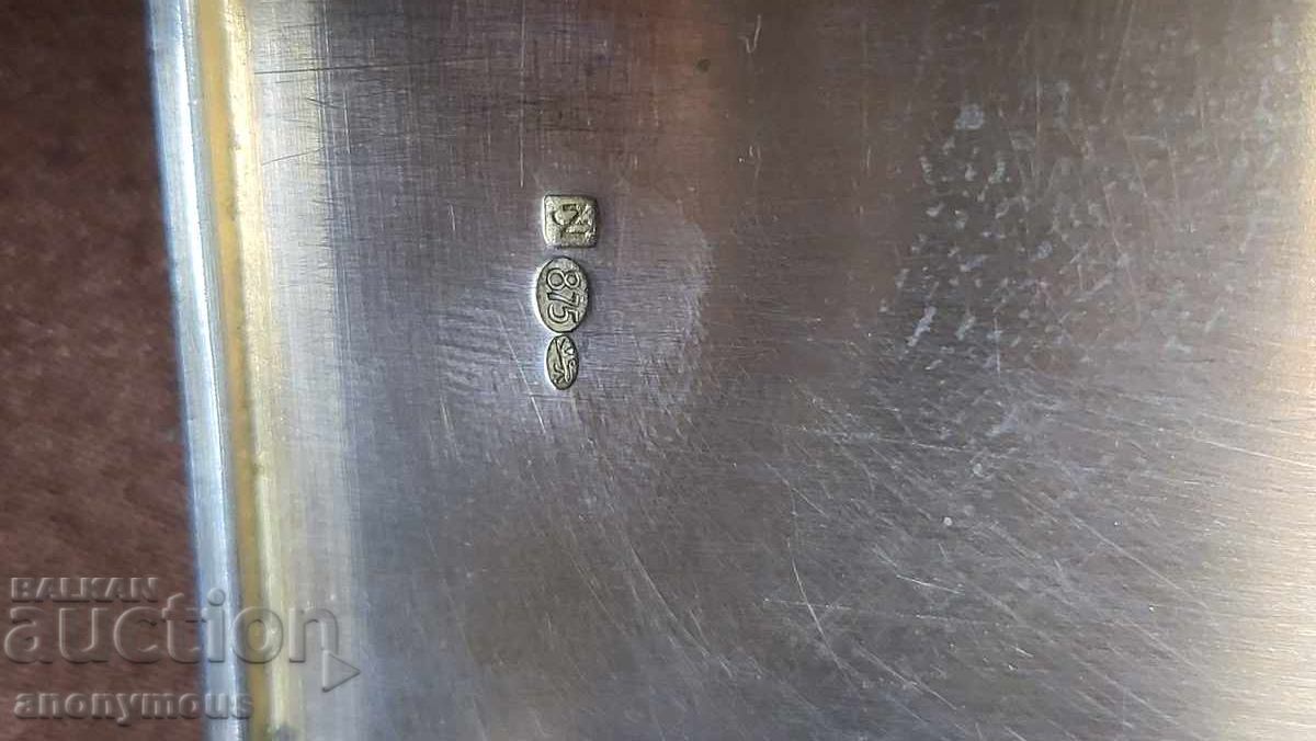 Παράδοση Μασίφ ταμπακιέρα Εσθονίας, απίστευτα 208 γρ Παράδοση Μασίφ ταμπακιέρα Εσθονίας, απίστευτα 208 γρ