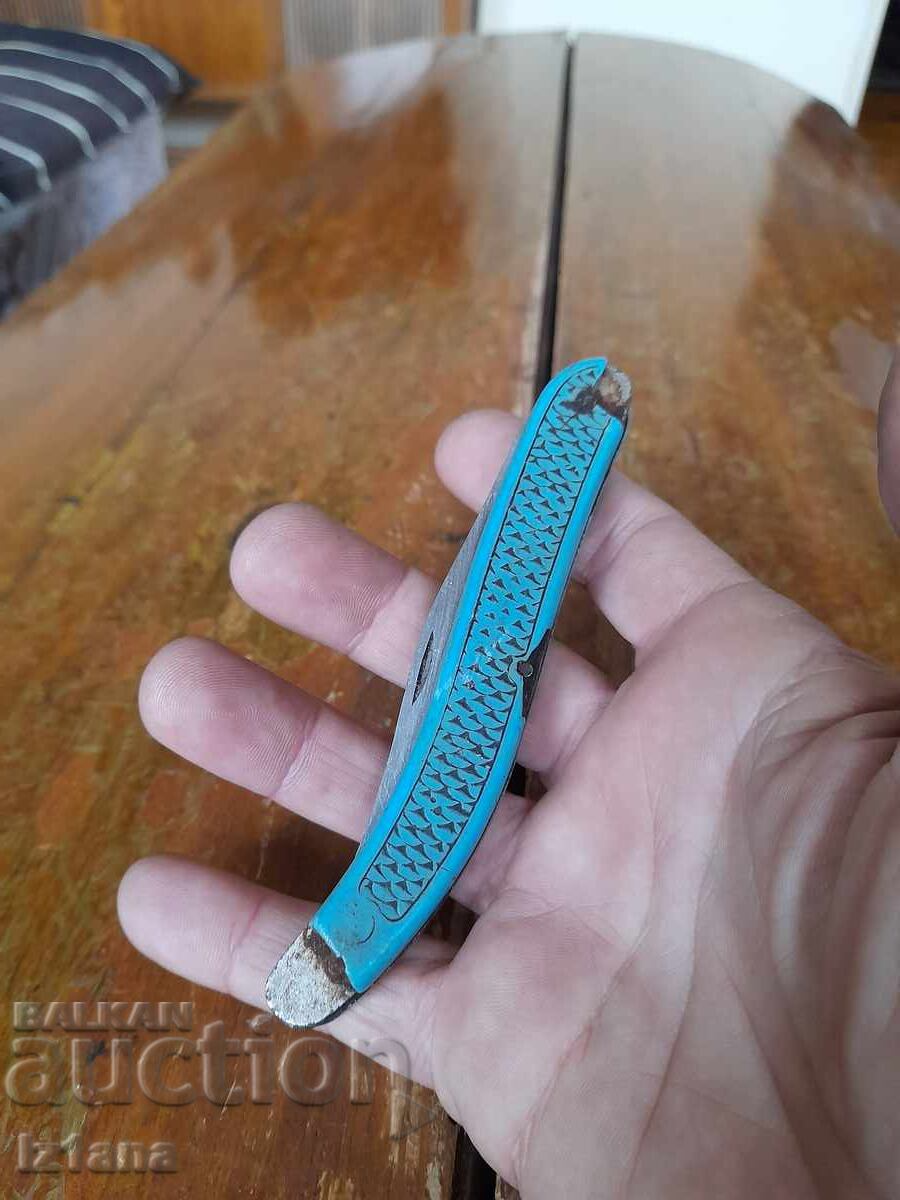 Cuțit de buzunar vechi, lamă, lamă cu preț € 26.00 | 50.85 BGN Cuțit de buzunar vechi, lamă, lamă cu preț € 26.00 | 50.85 BGN