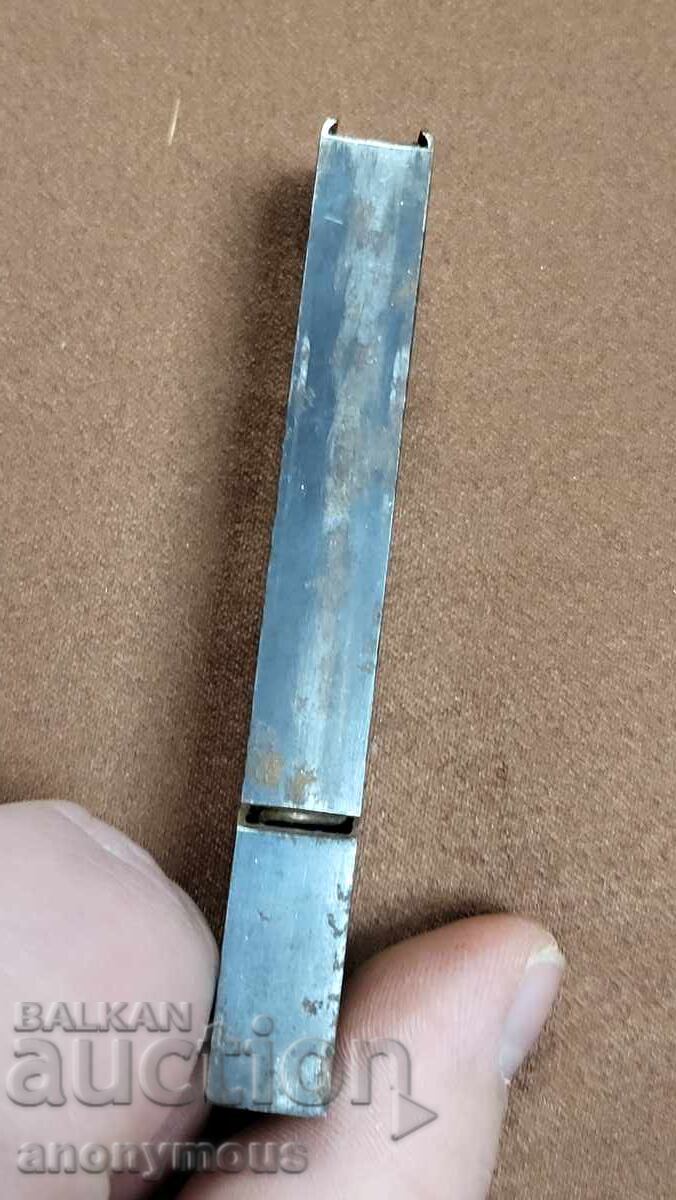 Livrarea Încărcător de 7.65, probabil copie Browning 1922 Livrarea Încărcător de 7.65, probabil copie Browning 1922