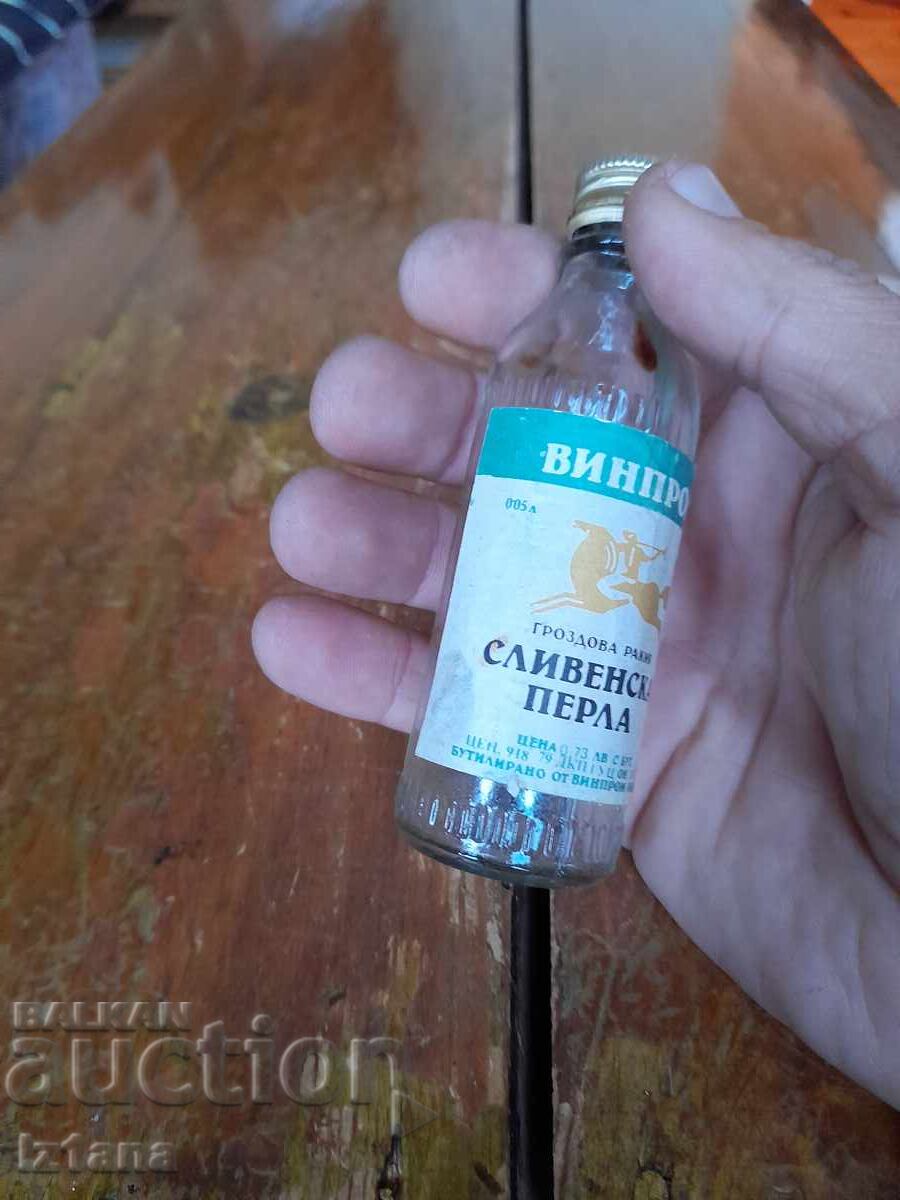Стара бутилка,шише от Сливенска перла с цена € 10.00 | 19.56 лв.
