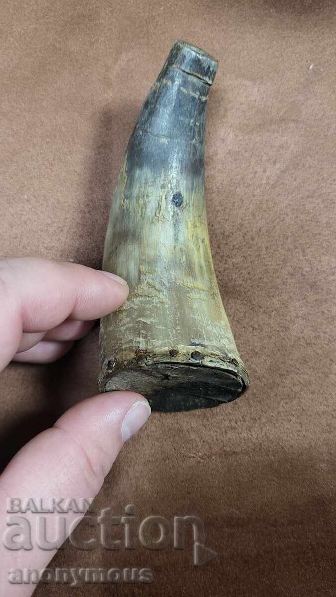 Barutniță, barutniță din corn 3 cu preț € 17.00 | 33.25 BGN Barutniță, barutniță din corn 3 cu preț € 17.00 | 33.25 BGN