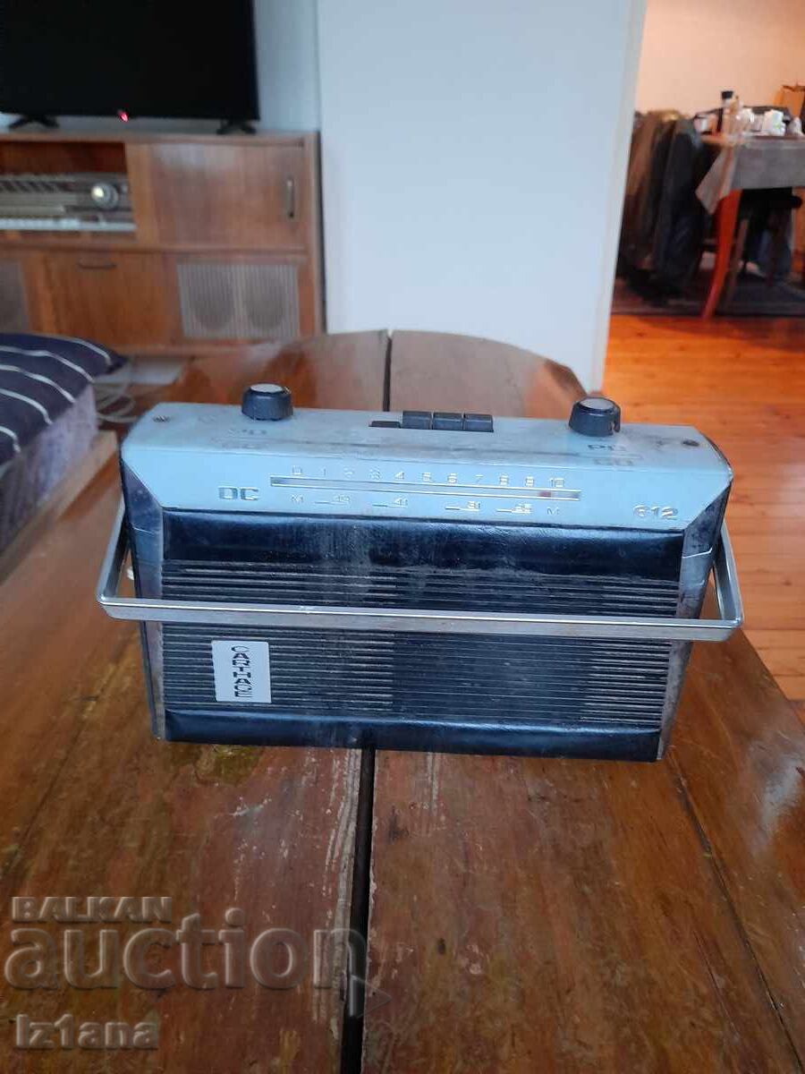 Старо радио,радиоприемник Carthage 612