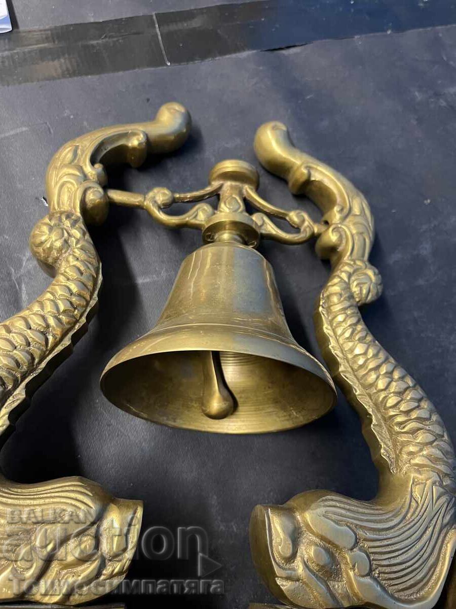 Стара,бронзова,морска камбана с два делфина с цена € 195.00 | 381.39 лв.