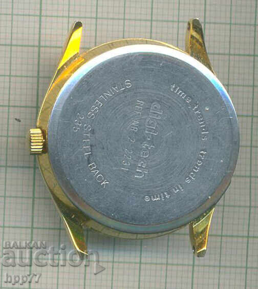 Ceasul 6 funcționează cu preț € 0.01 | 0.02 BGN