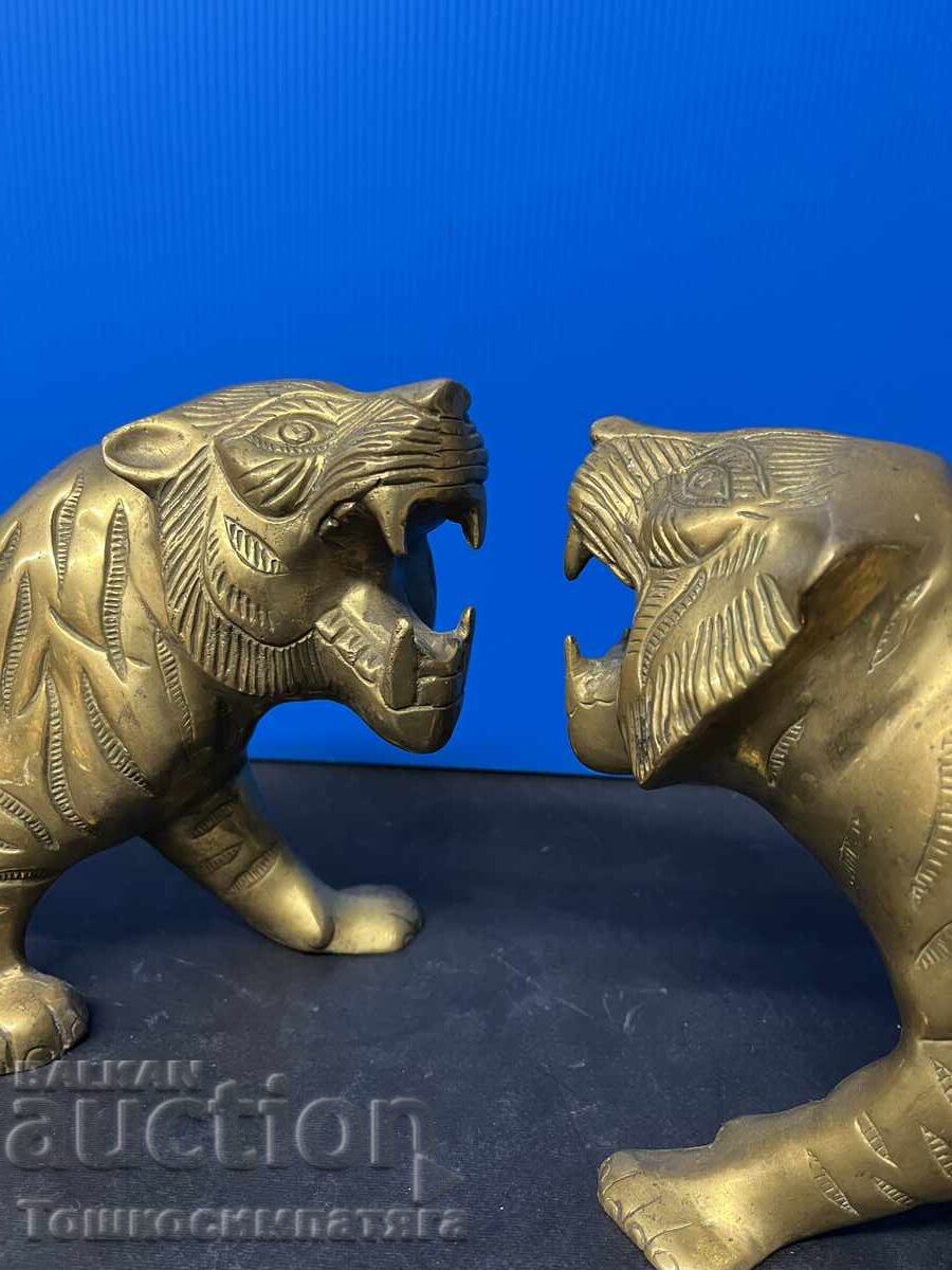 Δύο υπέροχα ειδώλια τίγρης - 7 Δύο υπέροχα ειδώλια τίγρης - 7