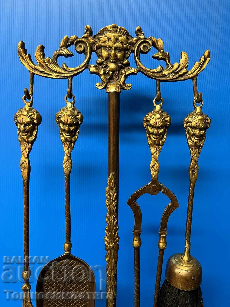 Unelte de șemineu vintage, din bronz cu preț € 90.00 | 176.02 BGN