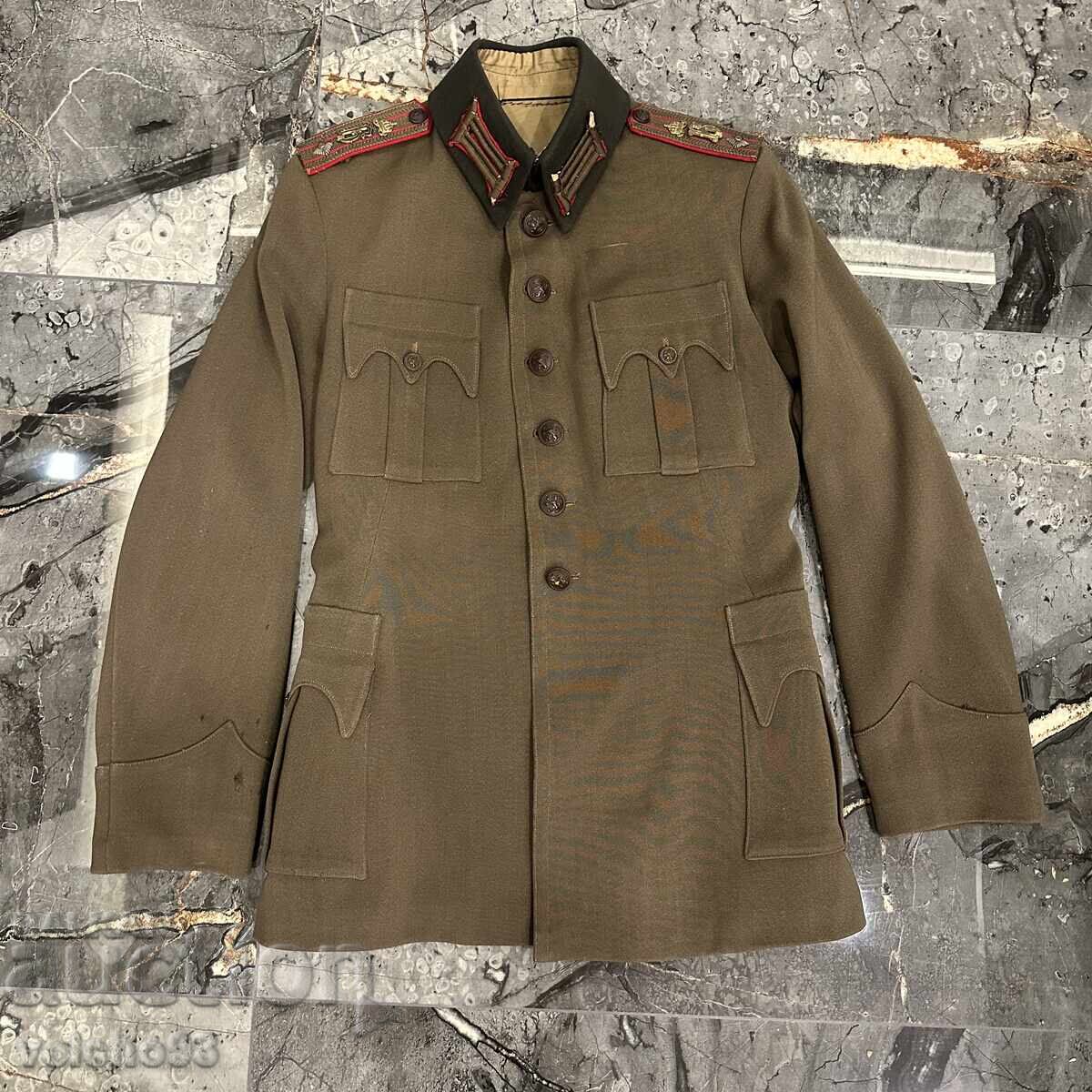 Royal Military Uniform