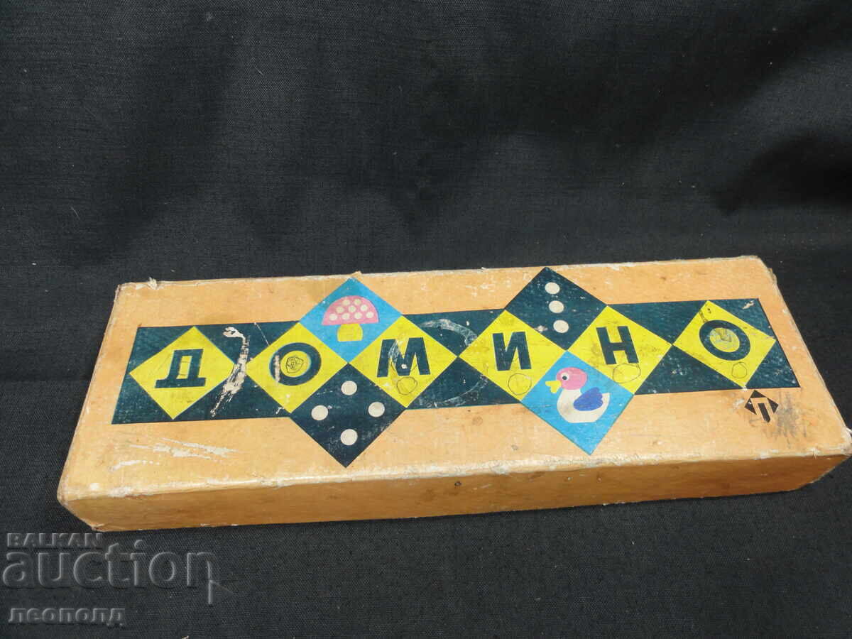 Old Retro Social Plastic Toy Game Domino with price € 0.01 | 0.02 BGN