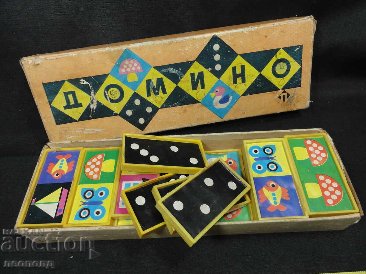 Auction  Old Retro Social Plastic Toy Game Domino