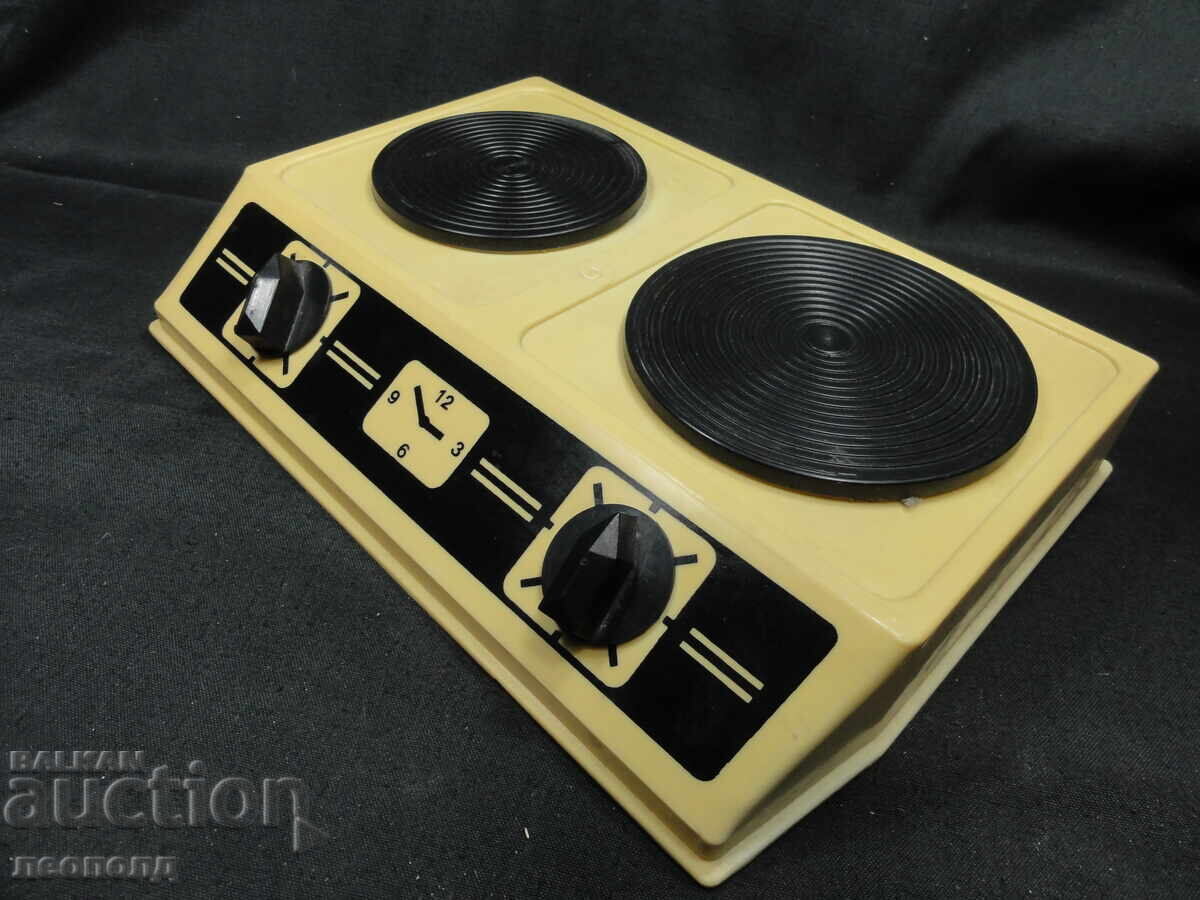 БЗЦ СТАРA РЕТРО СОЦ ПЛАСТМАСОВА ИГРАЧКА ПЕЧКА КОТЛОН с цена € 0.01 | 0.02 лв. БЗЦ СТАРA РЕТРО СОЦ ПЛАСТМАСОВА ИГРАЧКА ПЕЧКА КОТЛОН с цена € 0.01 | 0.02 лв.