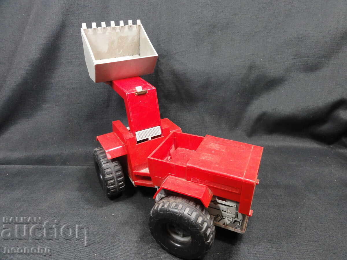 Auction  Old Retro Social Metal Toy Fadroma