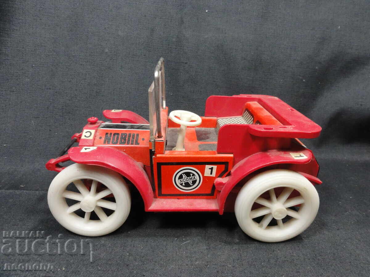 БЗЦ СТАРA РЕТРО СОЦ ЛАМАРИНЕНА ИГРАЧКА КОЛА NORMA с цена € 0.01 | 0.02 лв.