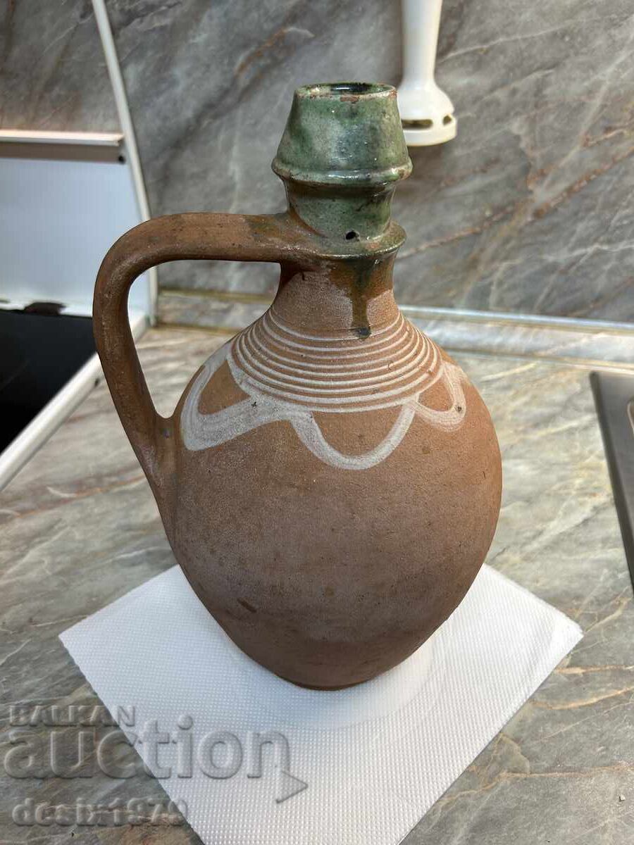 Licitație ulcior vechi