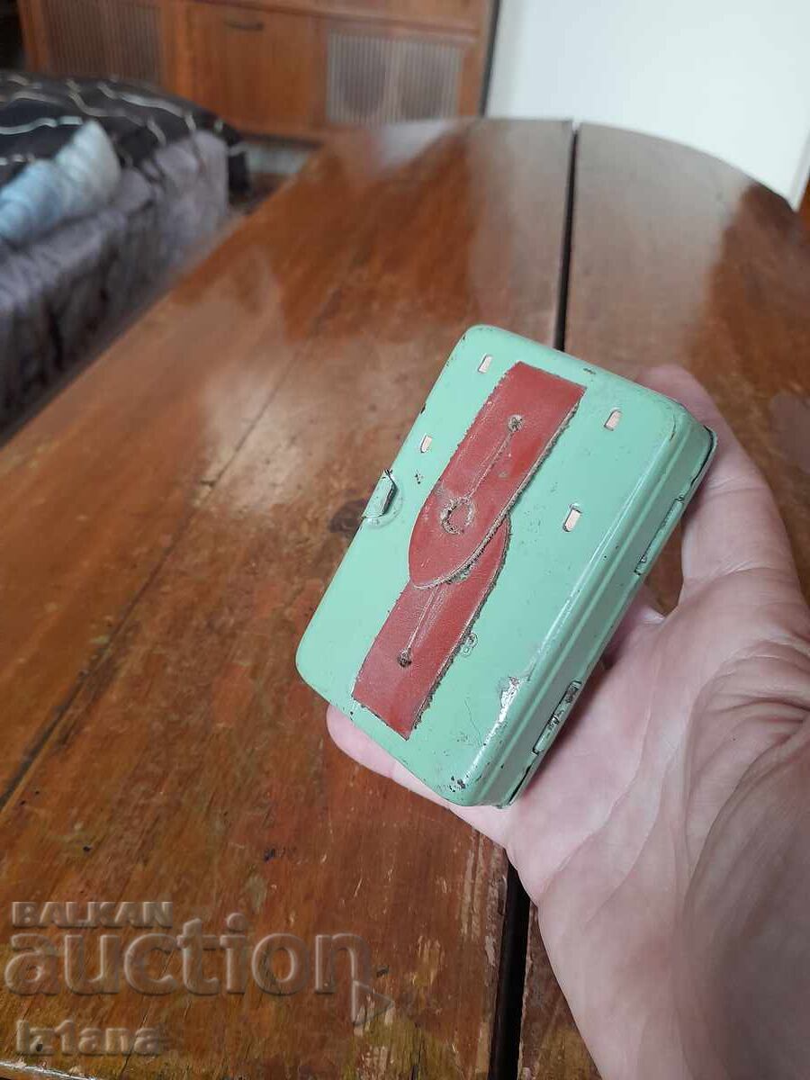 Lanterna veche de cale ferată - 5 Lanterna veche de cale ferată - 5