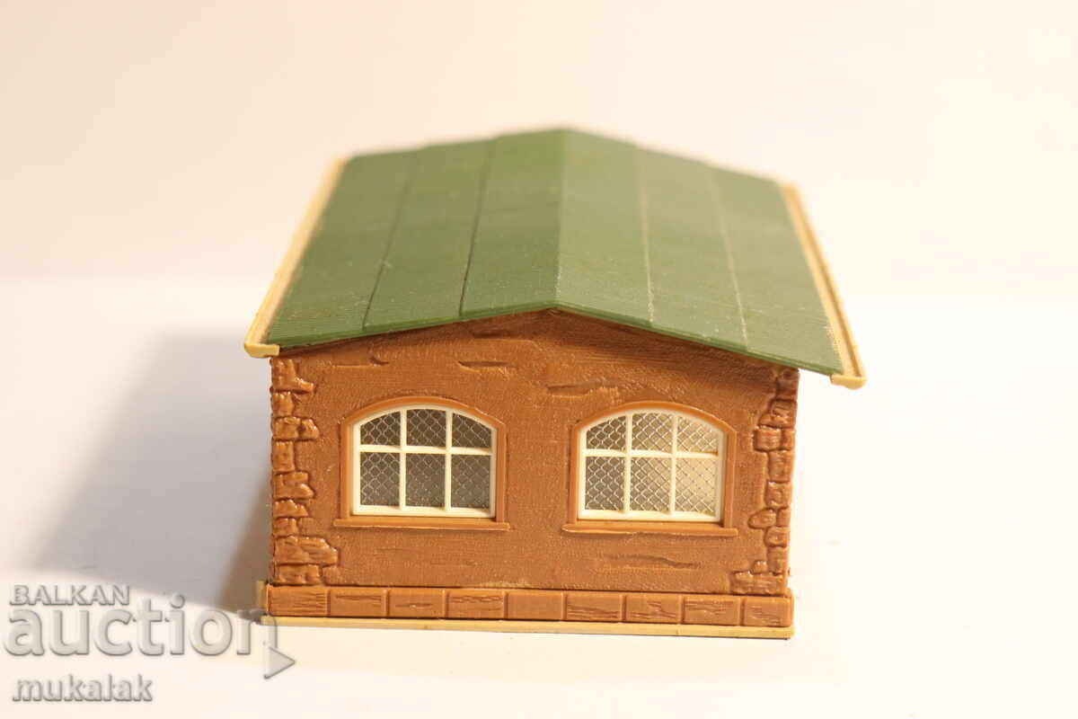 FALLER? KIBRI? VOLLMER H0 1/87 CLĂDIRE CASĂ VAGON TREN CALE FERATĂ cu preț € 4.00 | 7.82 BGN FALLER? KIBRI? VOLLMER H0 1/87 CLĂDIRE CASĂ VAGON TREN CALE FERATĂ cu preț € 4.00 | 7.82 BGN