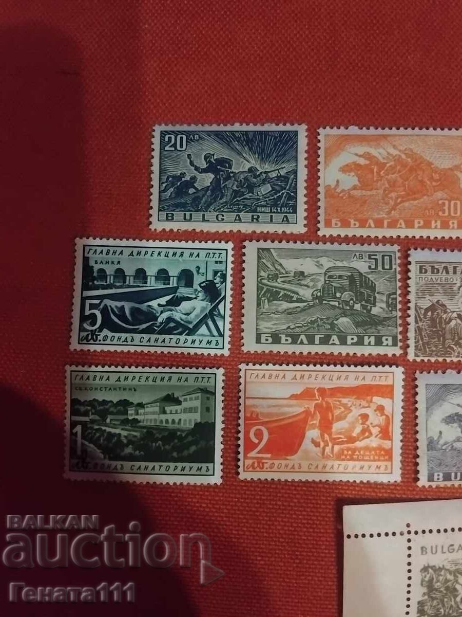 Παρτίδα παλαιών γραμματοσήμων με τιμή € 130.00 | 254.26 BGN