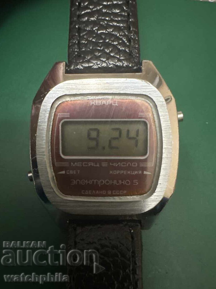 Електроника 5 съветски мъжки часовник.Работи отлично. Електроника 5 съветски мъжки часовник.Работи отлично.