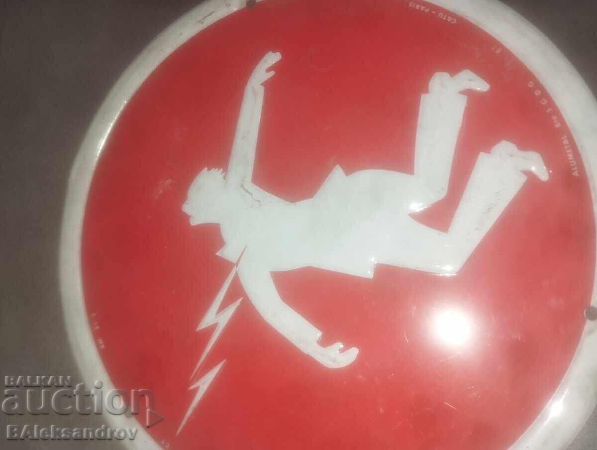 Plăcuță indicatoare cu preț € 8.15 | 15.94 BGN Plăcuță indicatoare cu preț € 8.15 | 15.94 BGN