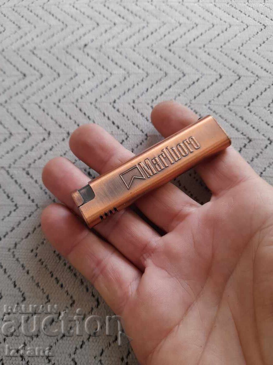 An old Marlboro lighter with price € 16.00 | 31.29 BGN An old Marlboro lighter with price € 16.00 | 31.29 BGN