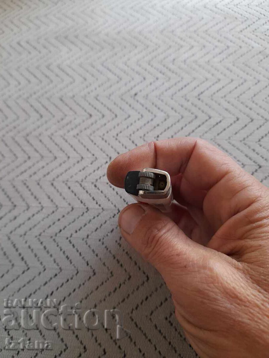 Delivery of Old Feudor lighter, Gold Coast