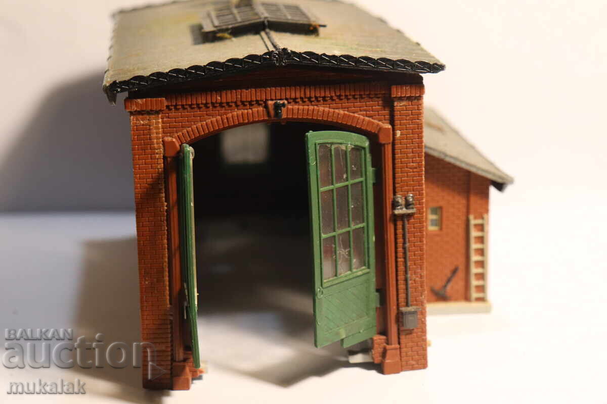 FALLER? KIBRI? VOLLMER H0 1/87 CLĂDIRE CASĂ VAGON TREN CALE FERATĂ cu preț € 20.00 | 39.12 BGN