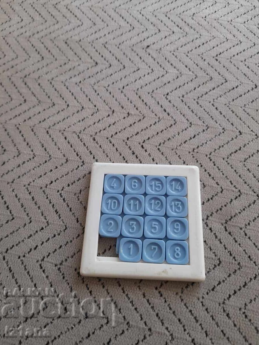 Стара детска игра,плочка за редене,подреждане