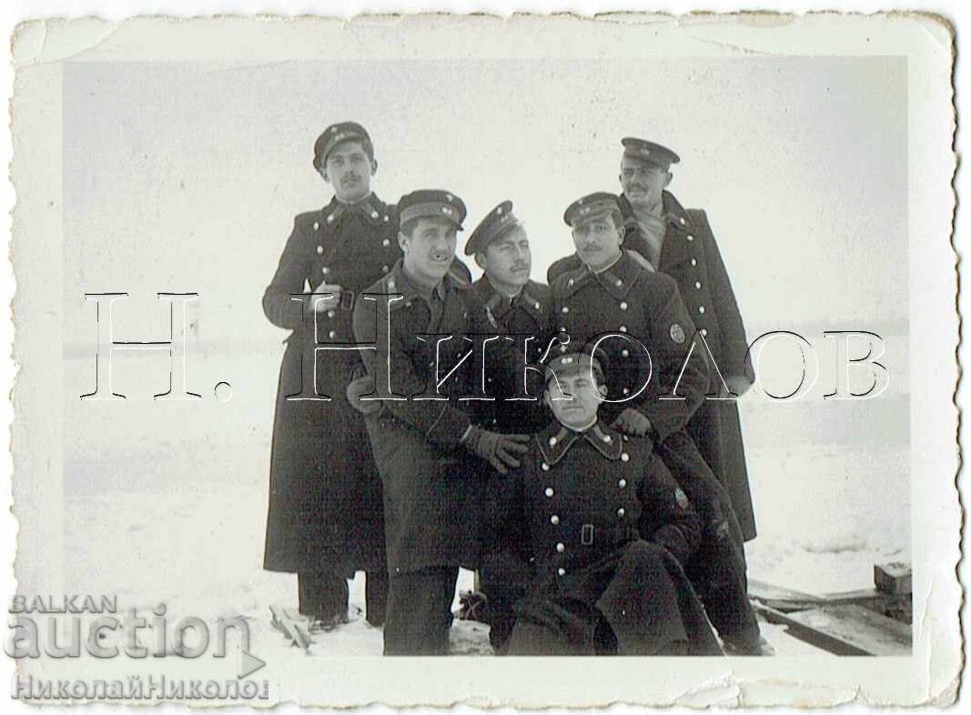 1939 FOTOGRAFIE MICĂ VECHE ELEVI DE LA LICEUL LOM E749