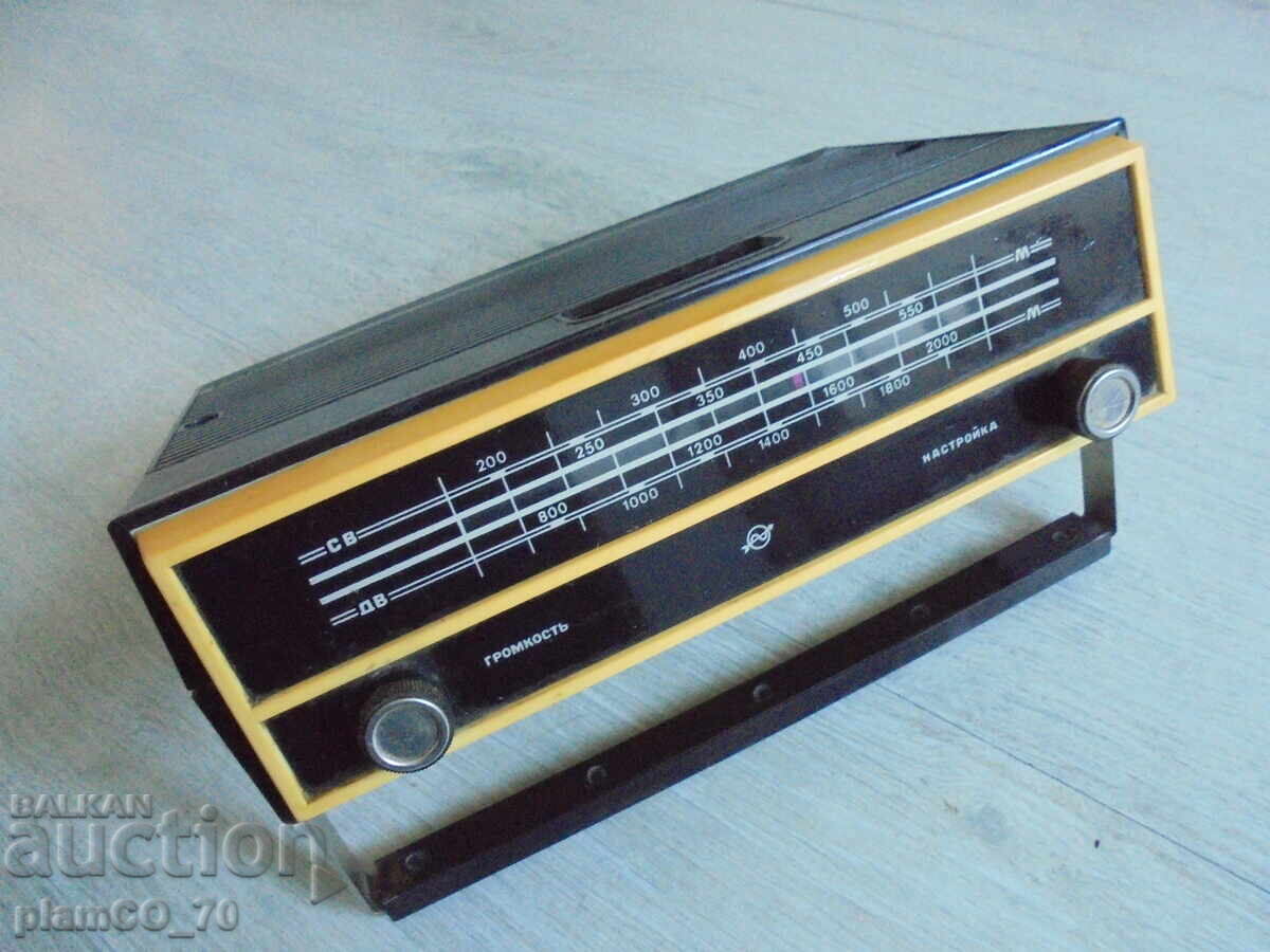 Livrarea №*8427 Aparat de radio vechi „ALPINIST 407” – clasic din epoca socialistă