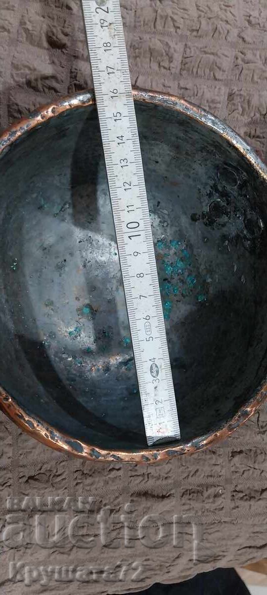 Delivery of Copper saucepan