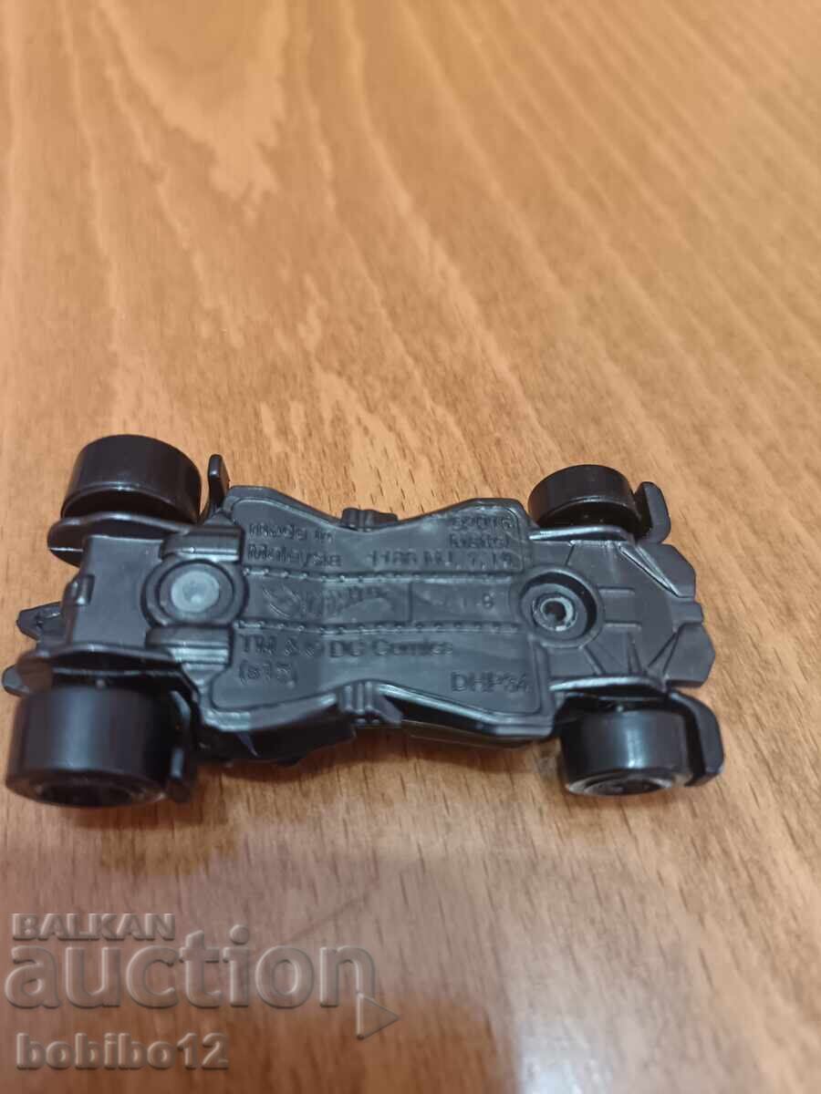 Hot Wheels Batmobile - 2015 - 6