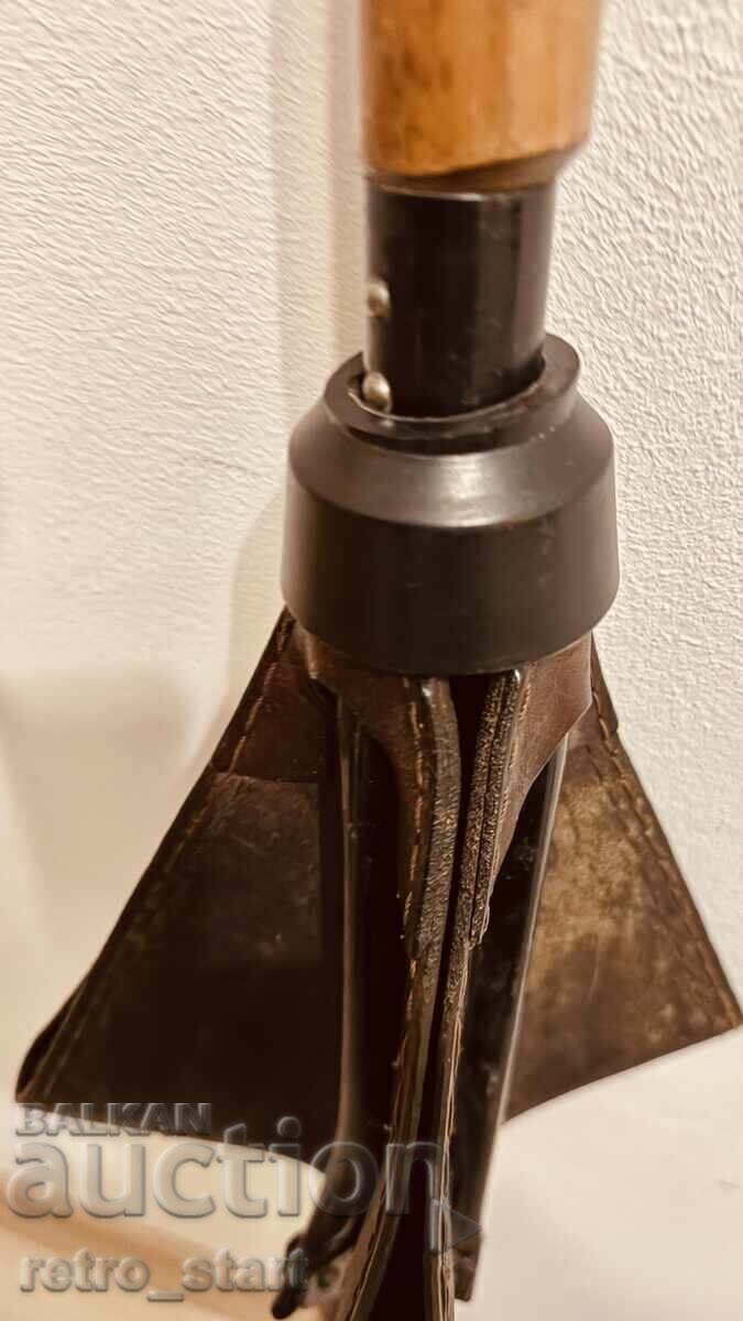 Ловен бастун, стол - 7