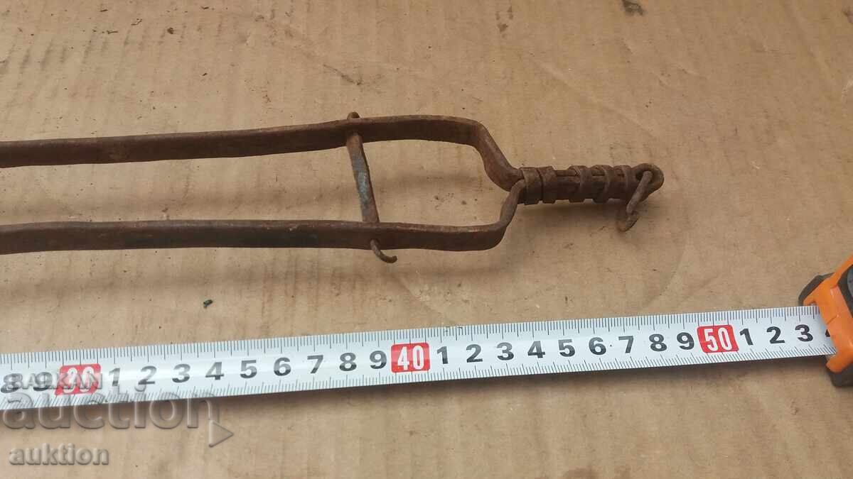 кован възрожденски дилаф с цена € 2.99 | 5.85 лв. кован възрожденски дилаф с цена € 2.99 | 5.85 лв.