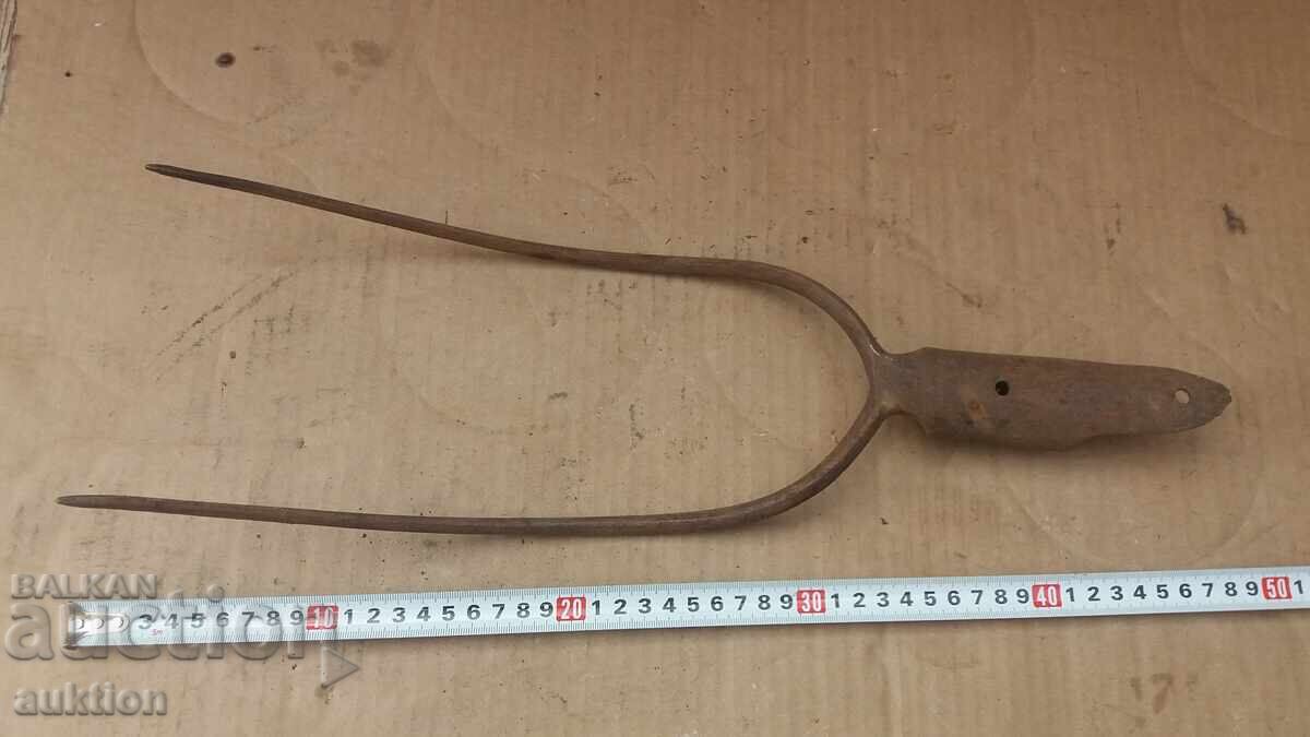 Аукцион КОВАНА ВЪЗРОЖДЕНСКА ВИЛА - ИНСТРУМЕНТ