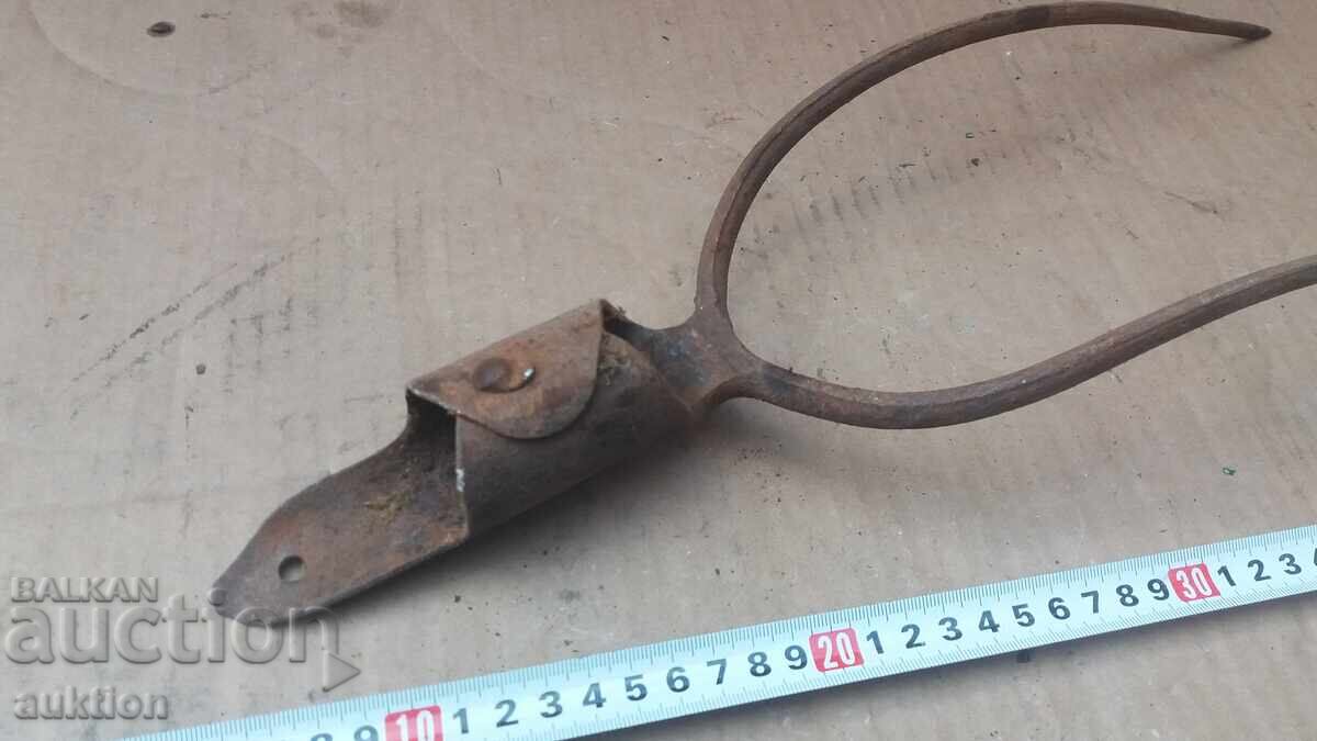 КОВАНА ВЪЗРОЖДЕНСКА ВИЛА - ИНСТРУМЕНТ - 5