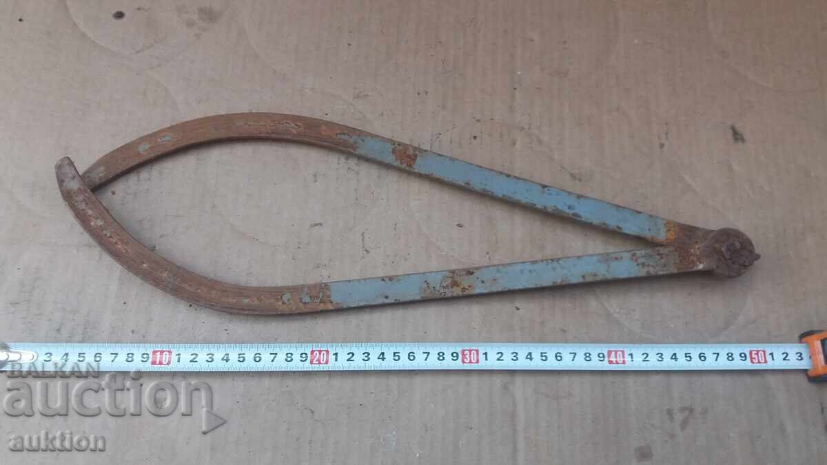 Παράδοση Ξυλουργικό Εργαλείο Μέτρησης - Διαβήτης Παράδοση Ξυλουργικό Εργαλείο Μέτρησης - Διαβήτης