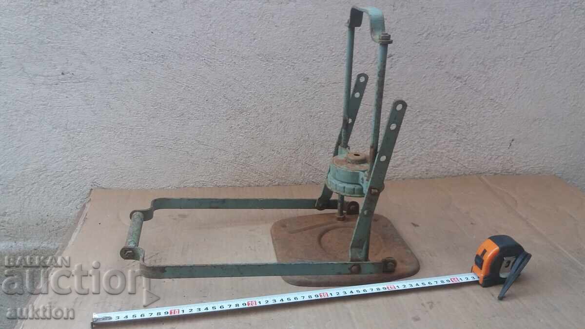 MAȘINĂ DE ÎNCHIS BORCANE - EXCELENTĂ - 6