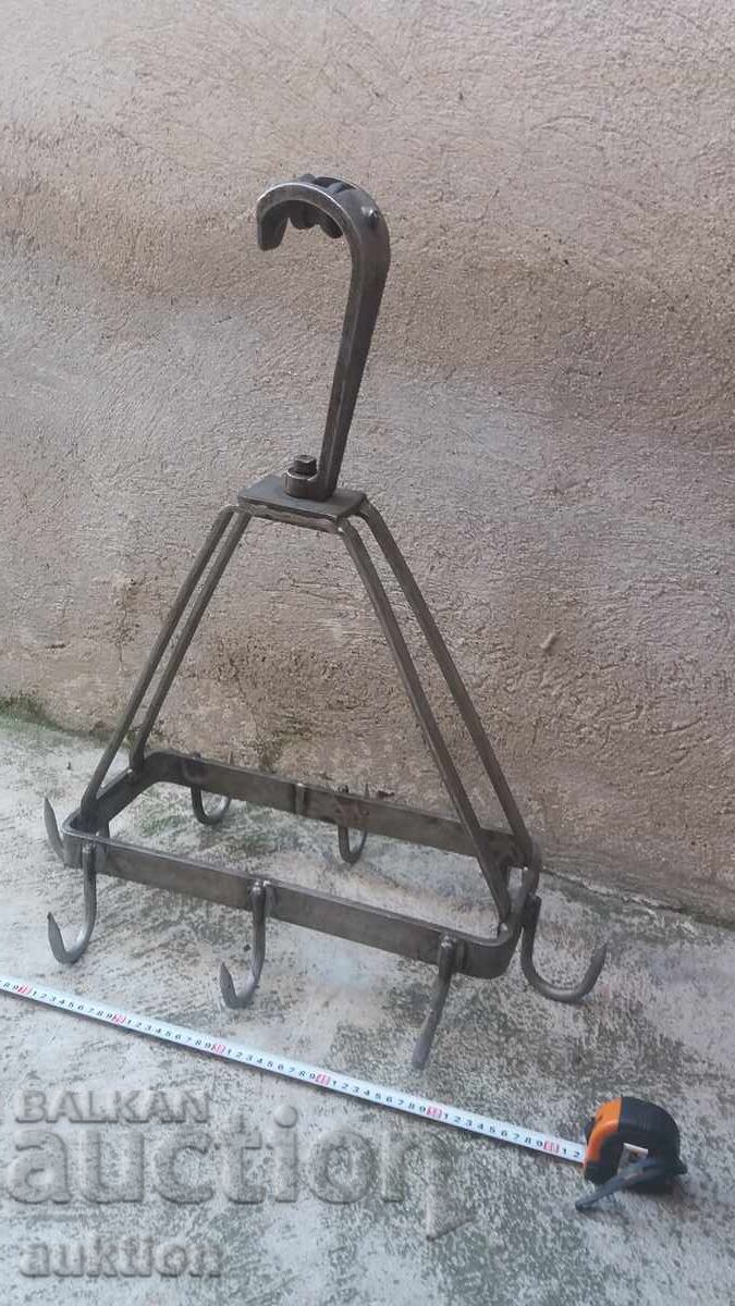 Аукцион КУКА - ЧЕНГЕЛ - НЕРЪЖДАЕМА СТОМАНА ЗА СУШЕНЕ НА МЕЗЕТА